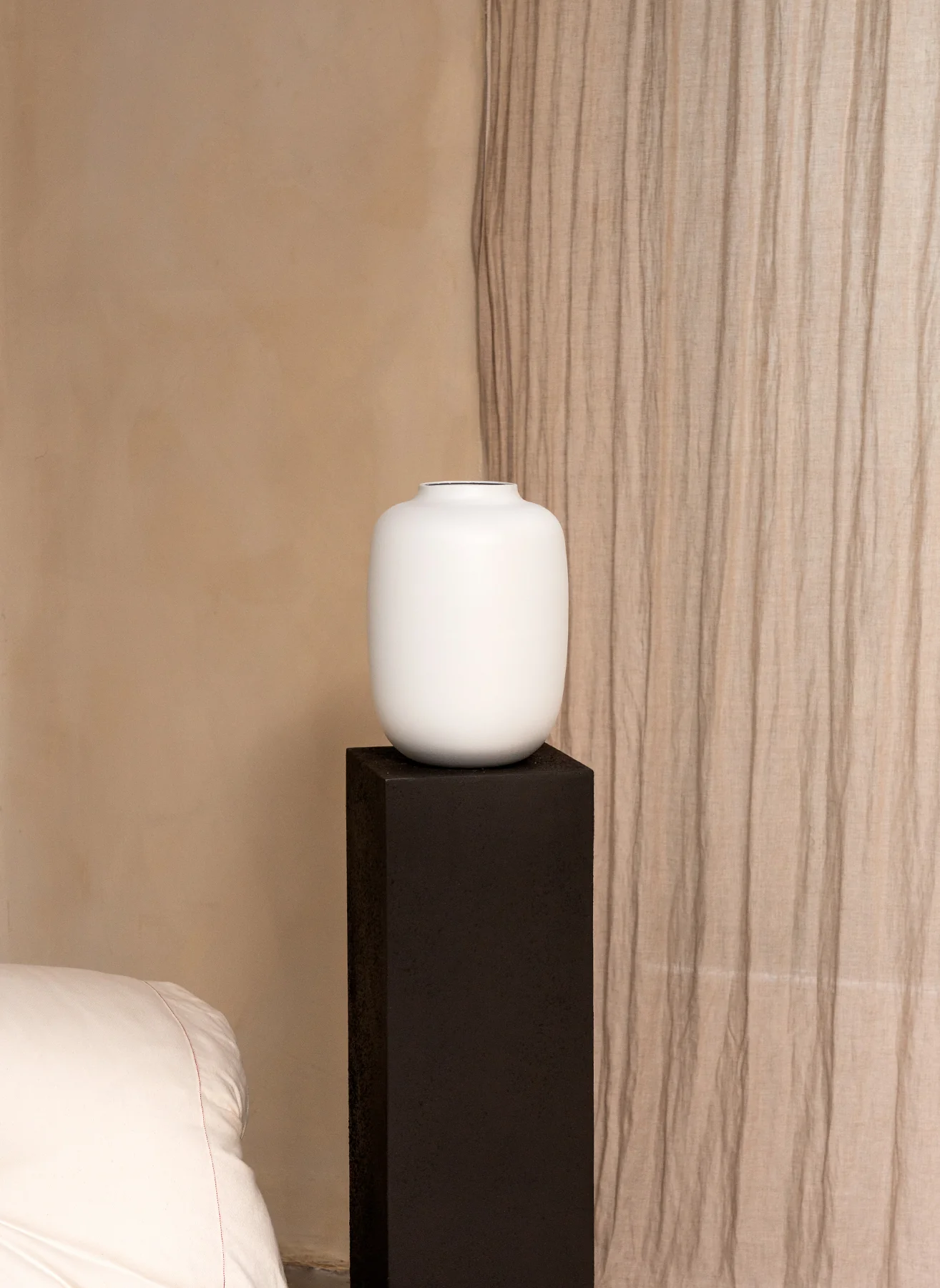 Nola Vaas XL - Mat Wit - Image 2